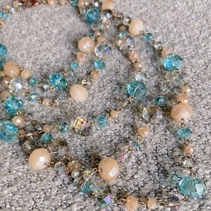 [3 for $30 & 6.99 shipping🍂] layered beaded necklace